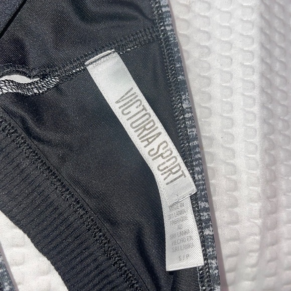 Victoria’s Secret sport space die gray and black sports brasize Small women’s - Picture 3 of 3